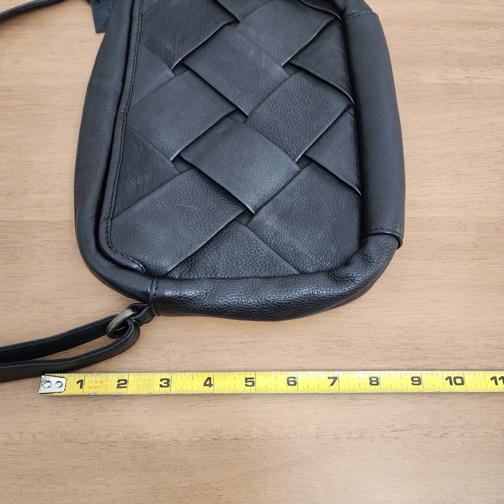 Latico Leather -Mojave Handcrafted Leather Crossbody In Black NWT - Picture 10 of 11
